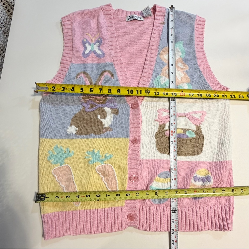 VINTAGE 90s Easter bunny knit sweater cardigan sleeveless vest spring pastel - Picture 10 of 13